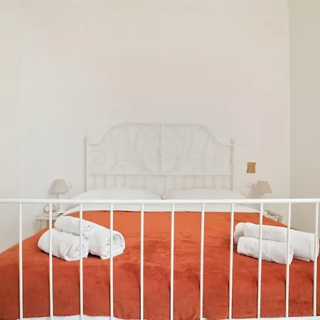 Guesthost - San Giovanni In Monte Apartman